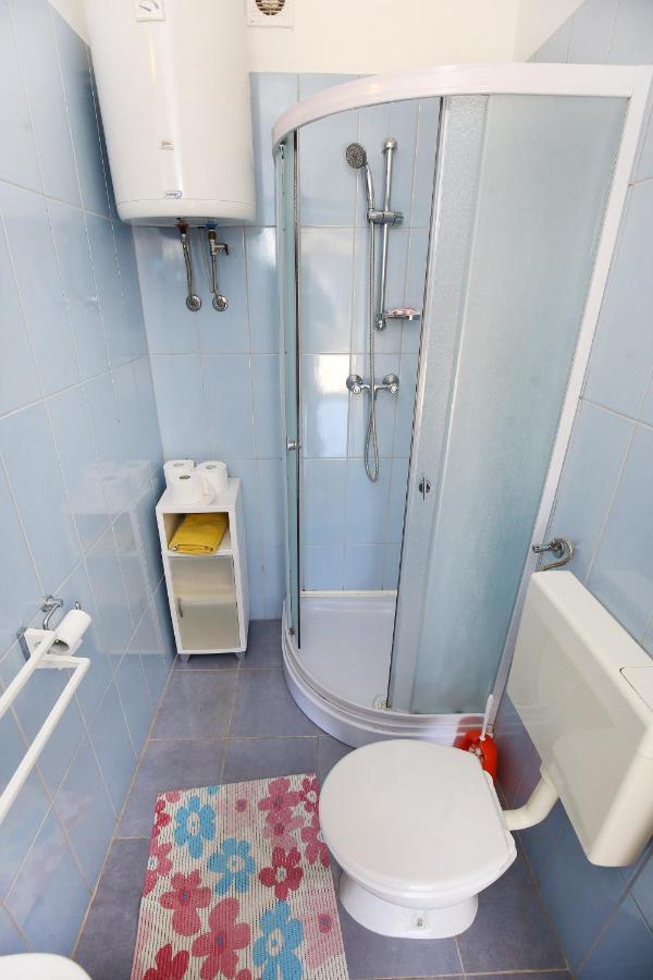 Apartmani Buca Biograd Na Moru Esterno foto