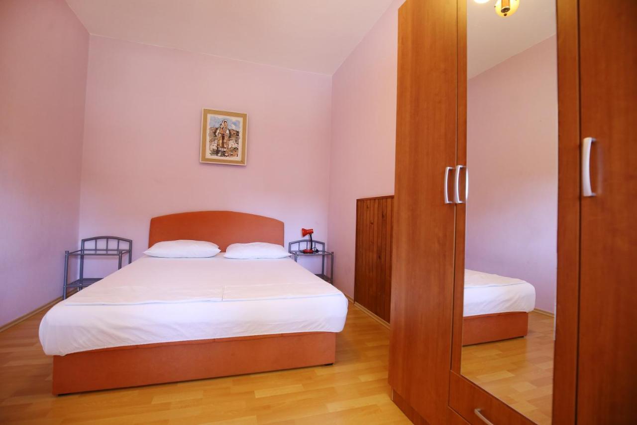 Apartmani Buca Biograd Na Moru Esterno foto