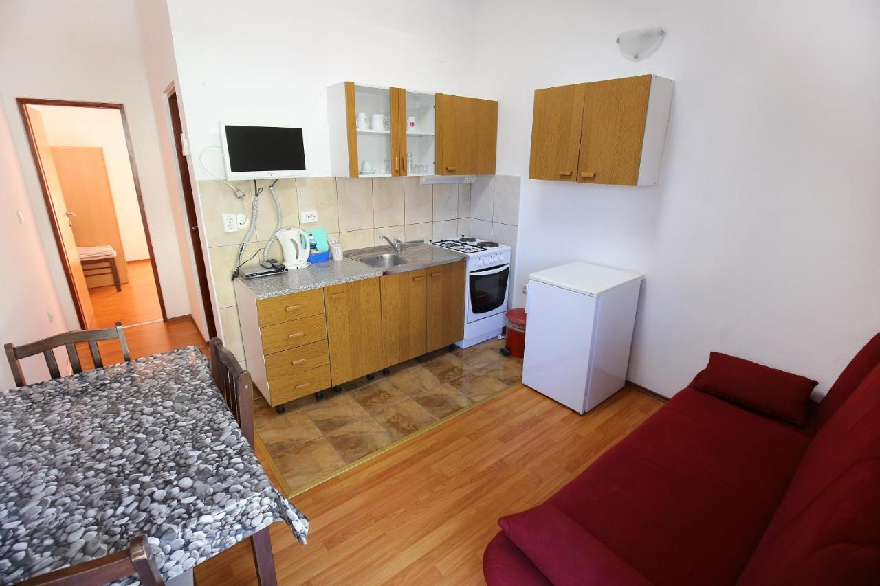 Apartmani Buca Biograd Na Moru Esterno foto