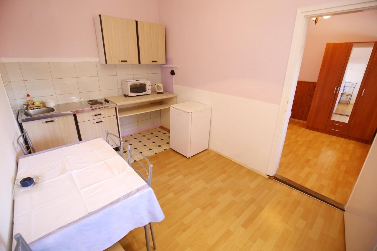 Apartmani Buca Biograd Na Moru Esterno foto