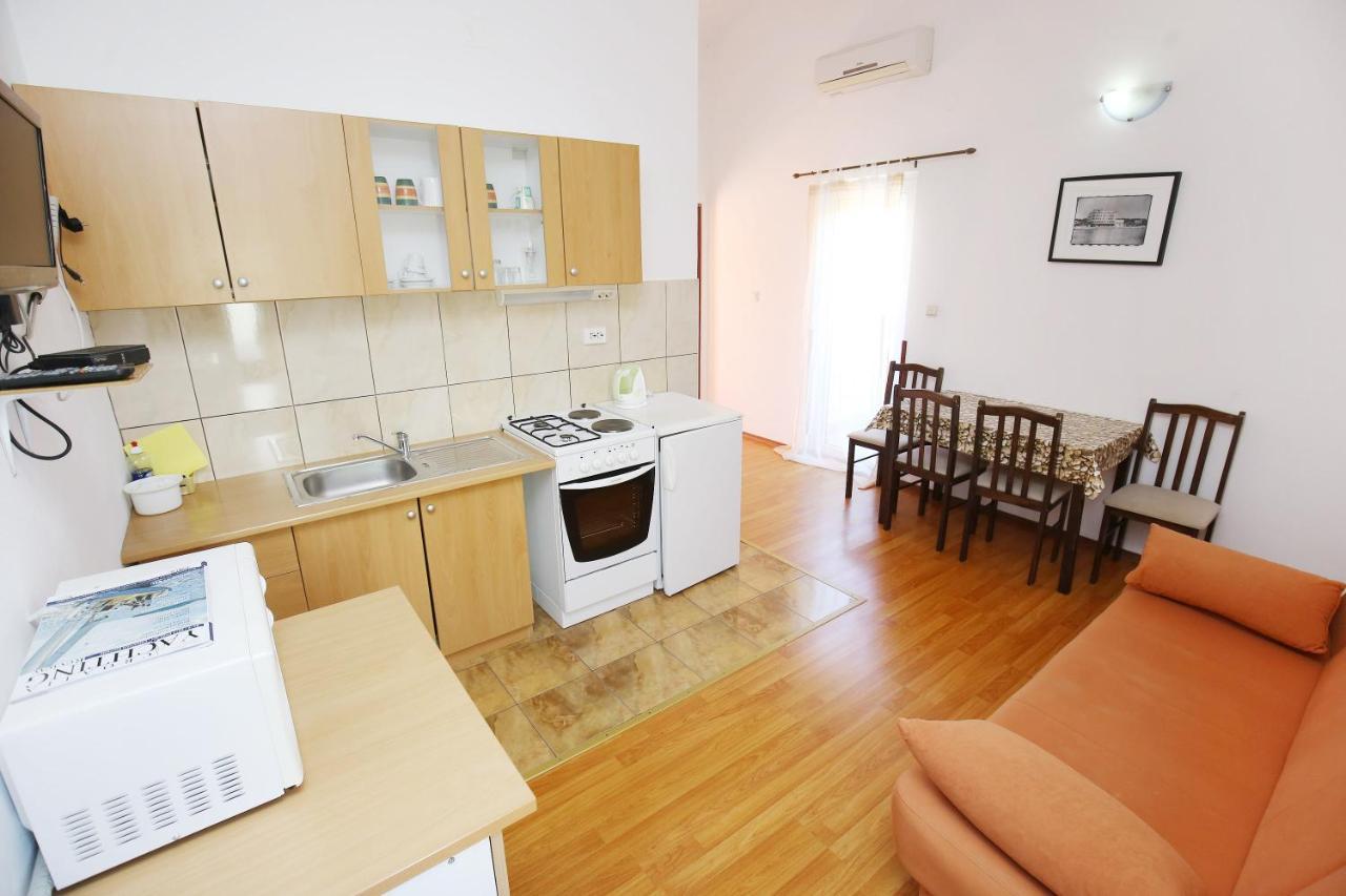 Apartmani Buca Biograd Na Moru Esterno foto